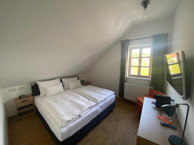 Altstadthotel Alt & Jung Regensburg Exterior foto